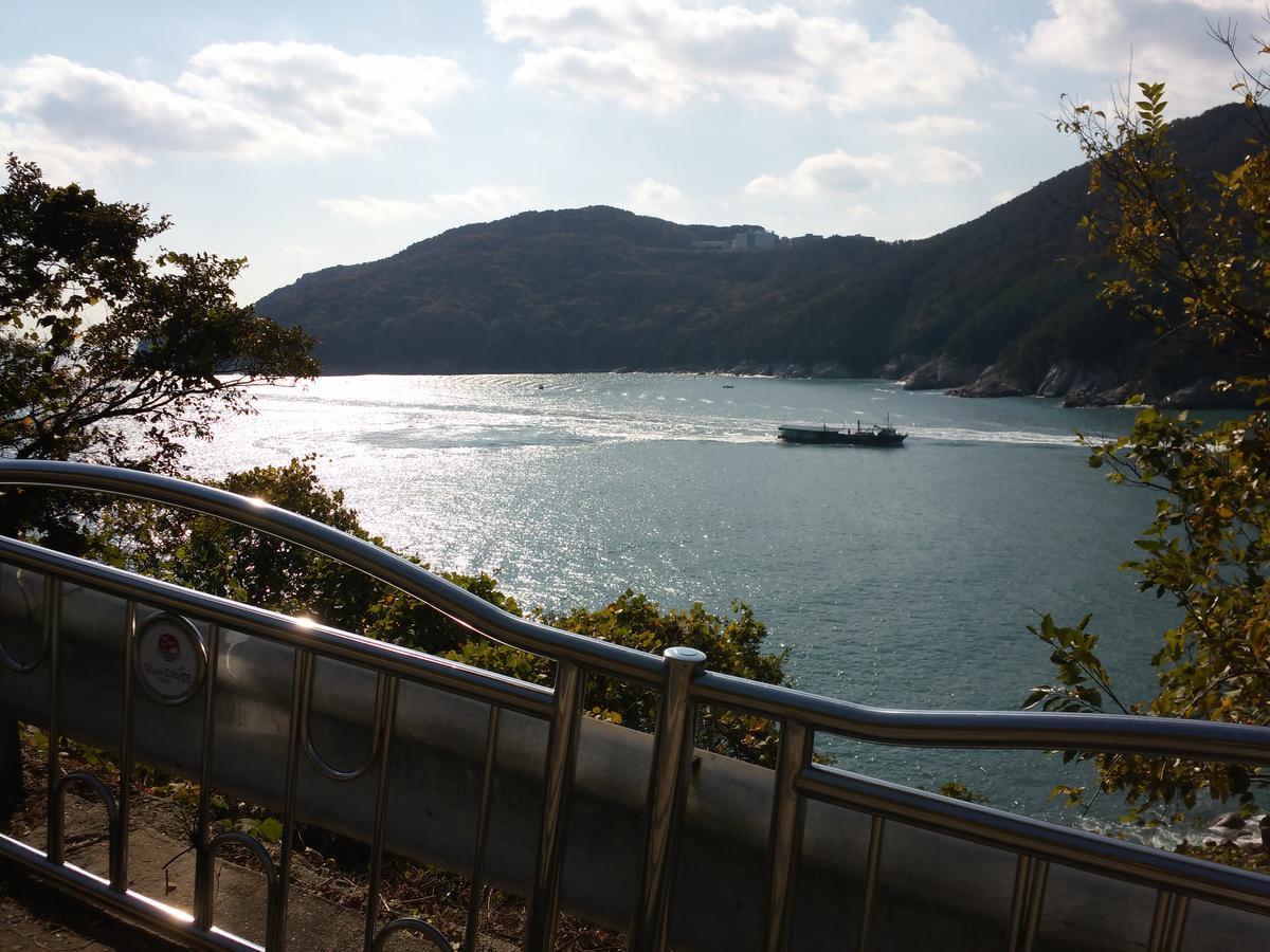 Geoje Jangseungpo Lighthouse Hotel Sodong Kültér fotó