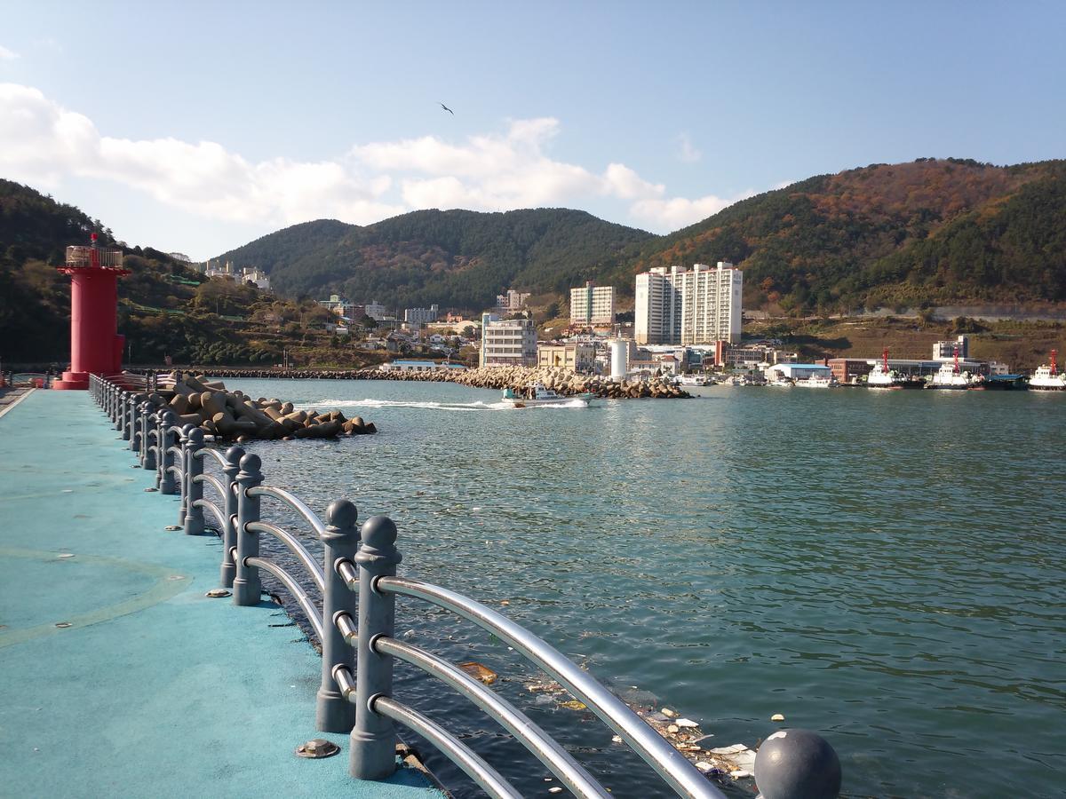 Geoje Jangseungpo Lighthouse Hotel Sodong Kültér fotó