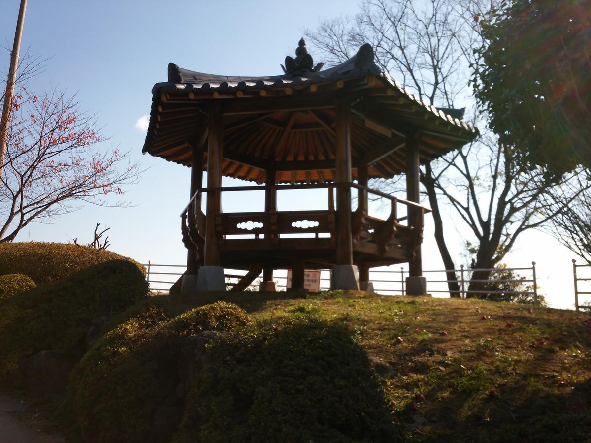 Geoje Jangseungpo Lighthouse Hotel Sodong Kültér fotó